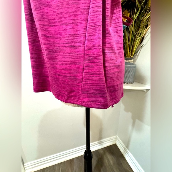 Halo Magenta Ruffled neckline Blouse/ Flowing Silhouette Tie Back size Small - Picture 3 of 9
